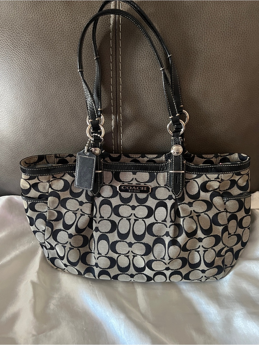 Vintage Coach Signature Gallery Tote Shoulder Bag Jacquard Monogram Tan 2011